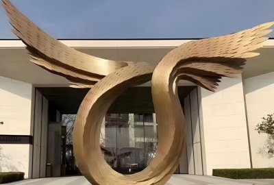 不锈钢抽象翅膀景观雕塑