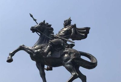 骑马人物雕塑——铸铜历史名人古代武将骑马雕塑
