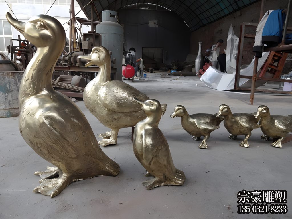 纯铜铸造铜雕鸭子雕塑摆件