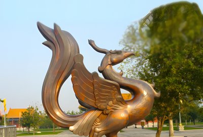 朱雀铜雕，紫铜色铸铜神兽朱雀雕塑