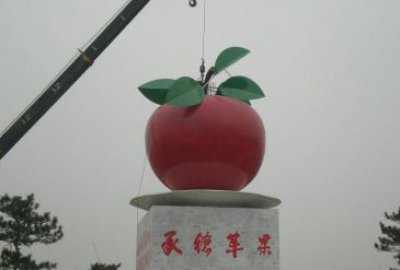 不锈钢大型仿真苹果景观雕塑