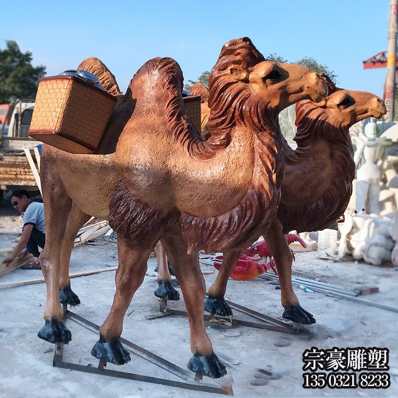 玻璃钢仿真骆驼雕塑 玻璃钢仿真骆驼雕塑