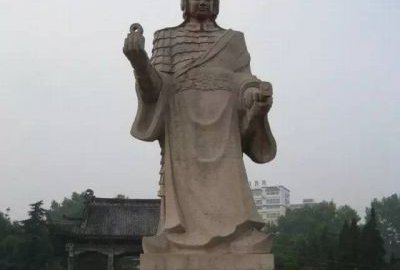 韩信石雕