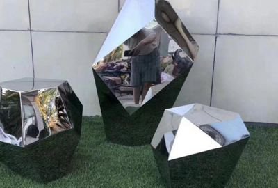 几何块面不锈钢石头造型摆件