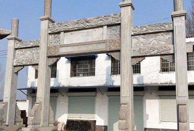 冲天式花岗岩石雕牌坊