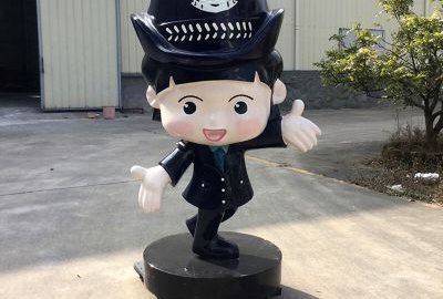 玻璃钢卡通民警女警公仔